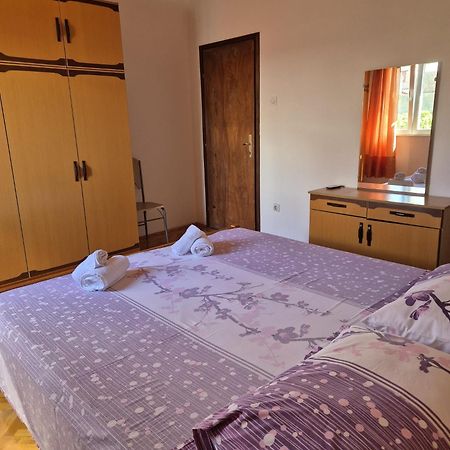 Apartmani Ino Škrip Buitenkant foto