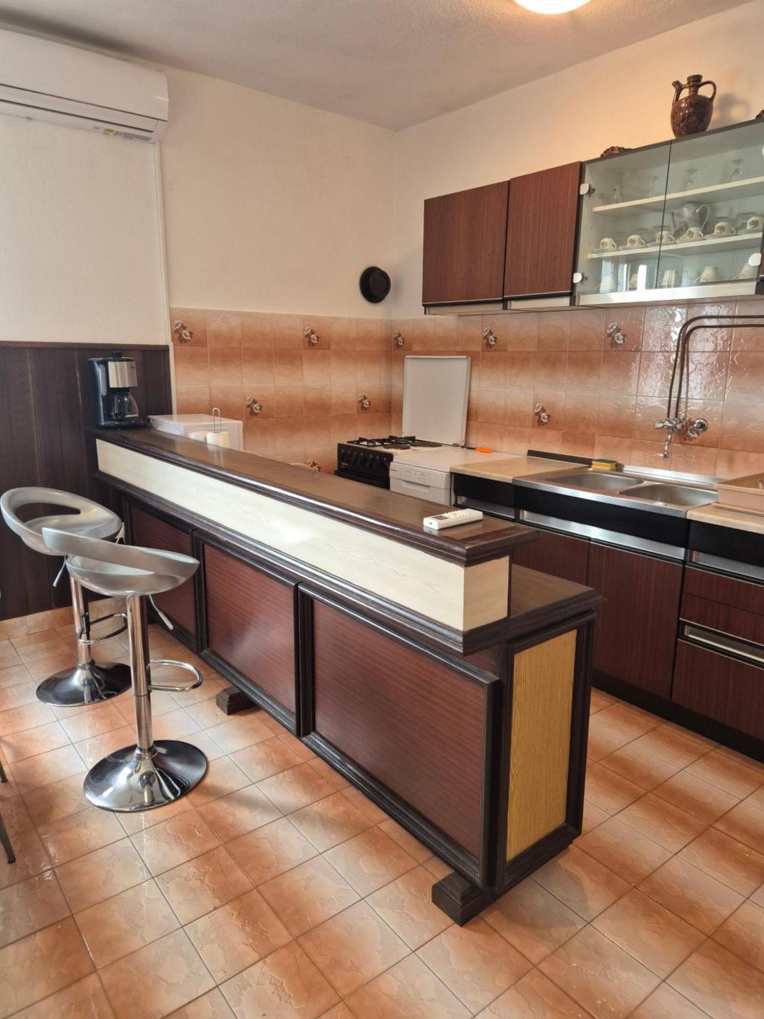 Apartmani Ino Škrip Buitenkant foto