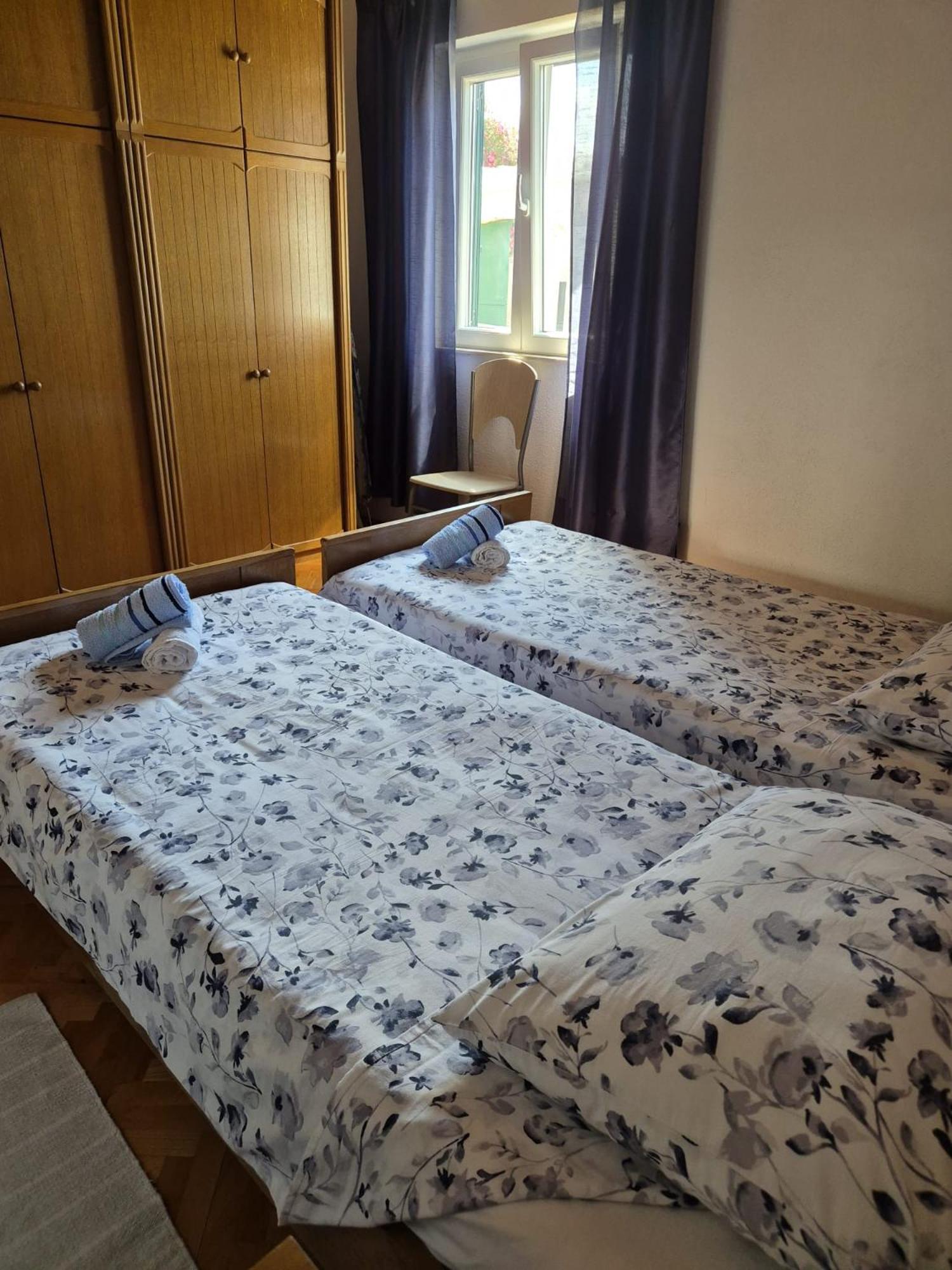 Apartmani Ino Škrip Buitenkant foto